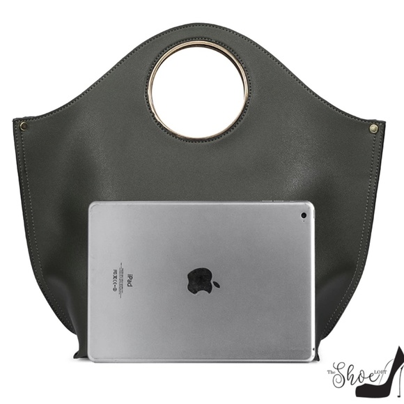 Melie Bianco Heather Tote in Black or Camel - Picture 7 of 9